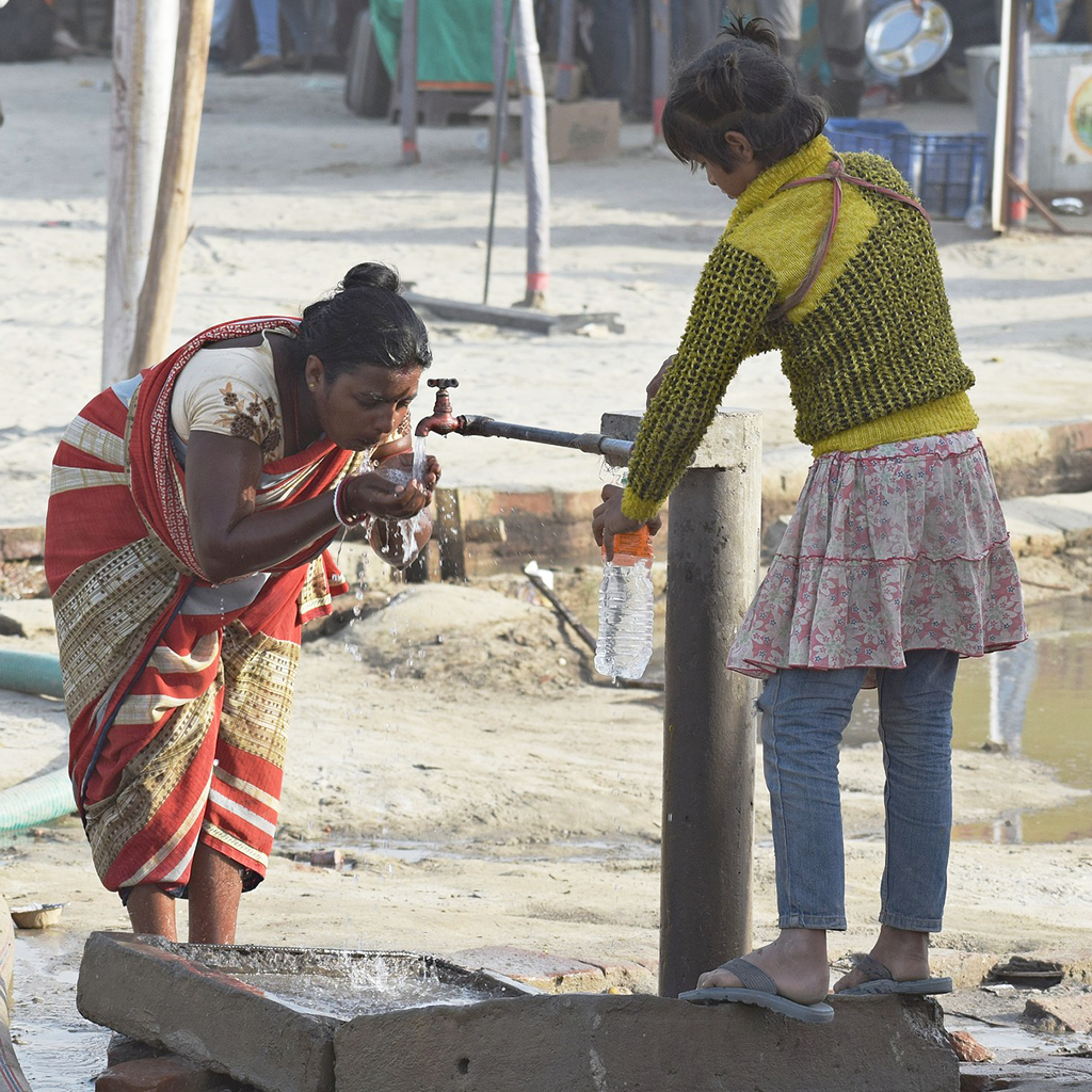 Handpump Water